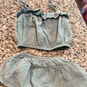 Grayson Mini 2-Piece Muslin Set – Blue Ruffle Top & Bloomers – 18M